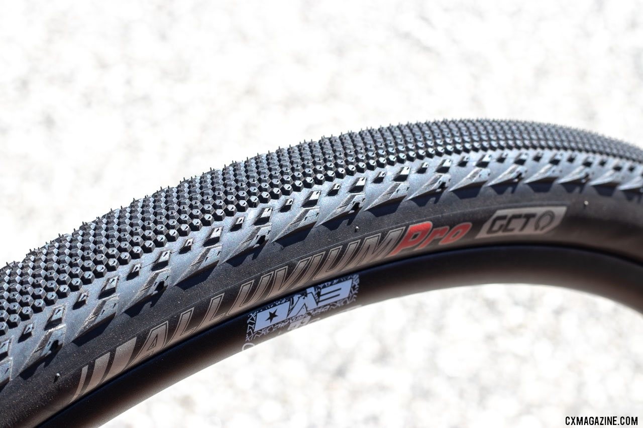 Kenda's new Alluvium is a long-wearing file tread with side knobs that we first saw a year ago, but is now shipping. 2019 Sea Otter Classic. © A. Yee / Cyclocross Magazine