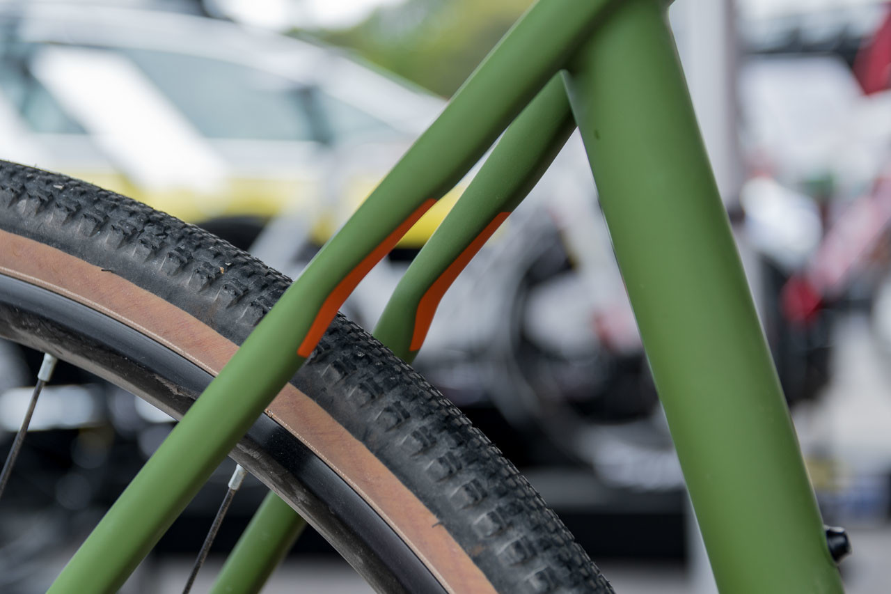 The upper flex point of the 3D Wave seatstays on the Look 765 Gravel RS. Look 765 Gravel RS Gravel Bike, 2019 Sea Otter Classic. © C. Lee / Cyclocross Magazine