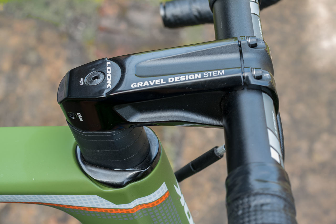 The 765 Gravel RS has an integrated-style stem that still allows you to swap in your own. Look 765 Gravel RS Gravel Bike, 2019 Sea Otter Classic. © C. Lee / Cyclocross Magazine