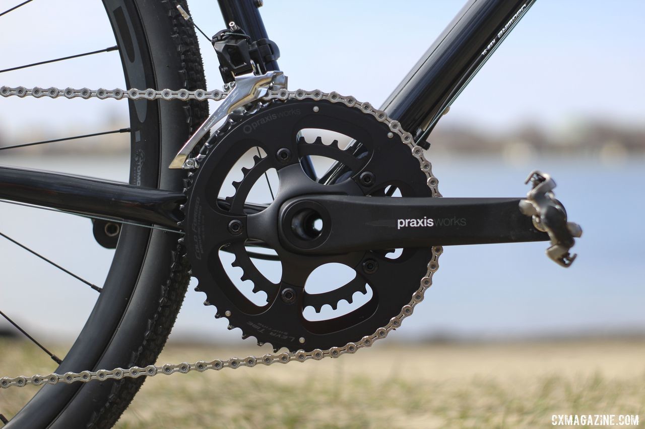 The Praxis Works Alba crankset holds 48/32t chain rings. Raleigh Tamland 1 Steel Gravel Bike. © Z. Schuster / Cyclocross Magazine