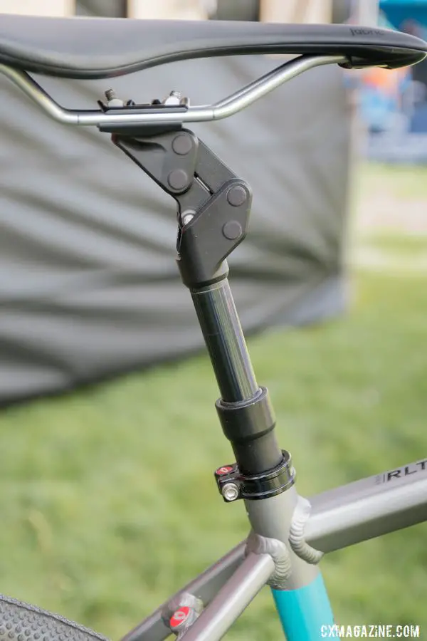 Redshift showed off a prototype dropper with 100mm travel on 30.9 and 31.9mm diameters. Redshift Sports, 2019 Sea Otter Classic. © C. Lee / Cyclocross Magazine