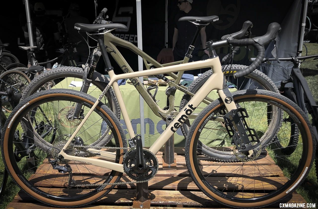 American Bicycle Group's new Remōt offers the Baseline and Boundary models, each with three different builds. Production models of the Baseline will feature a fork without the mounts. The company's website reveals both models share the same geometry. 2019 Sea Otter Classic. © S. Litvin / Cyclocross Magazine