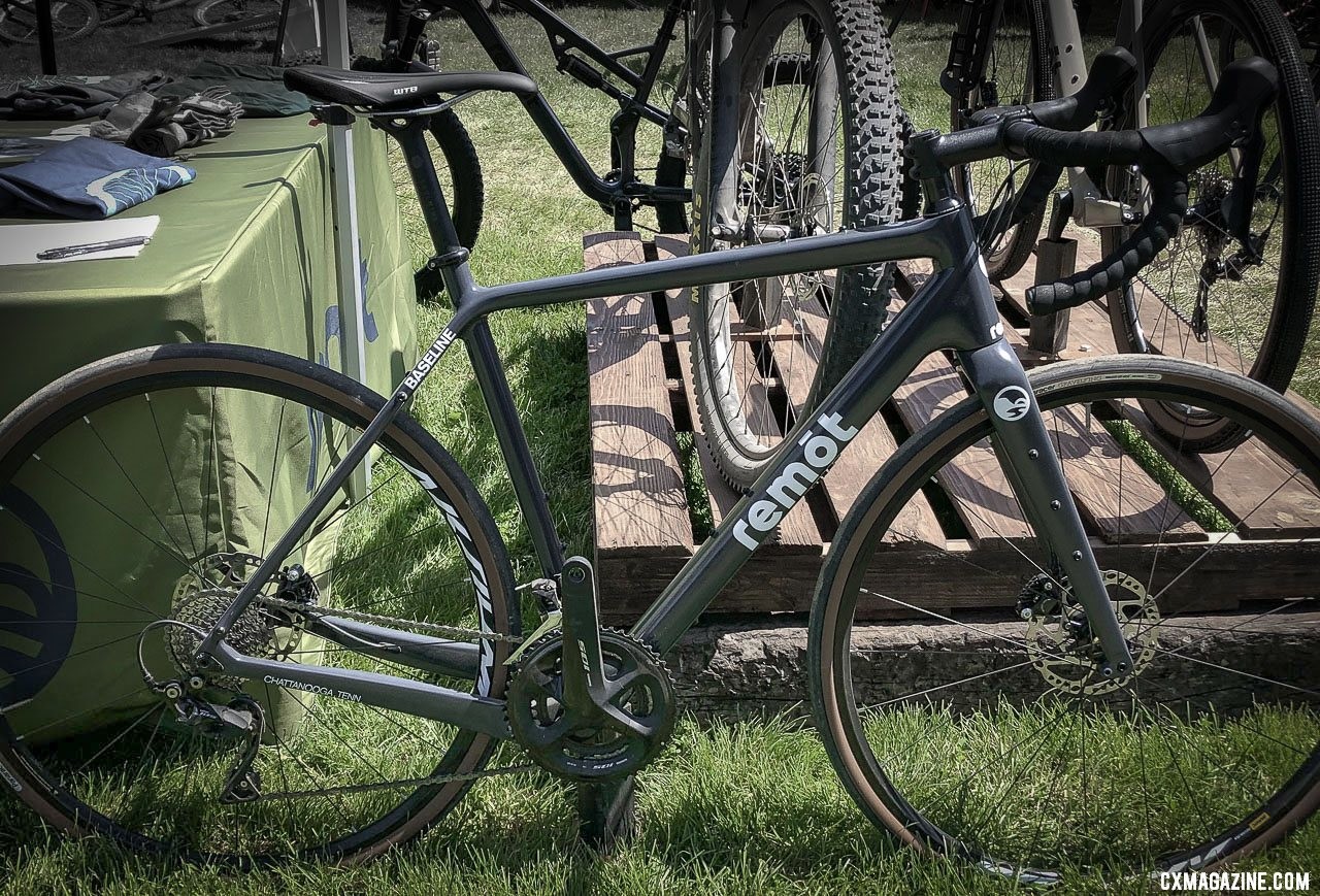 The new Remōt Baseline features an all-road build, with skinnier tires and slightly taller gearing. 2019 Sea Otter Classic. © S. Litvin / Cyclocross Magazine