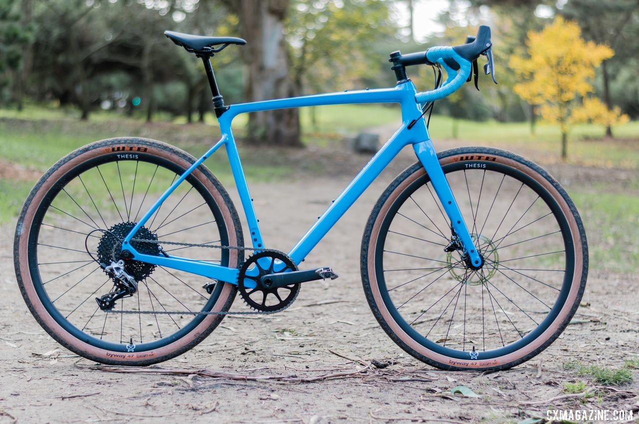 650b track bike