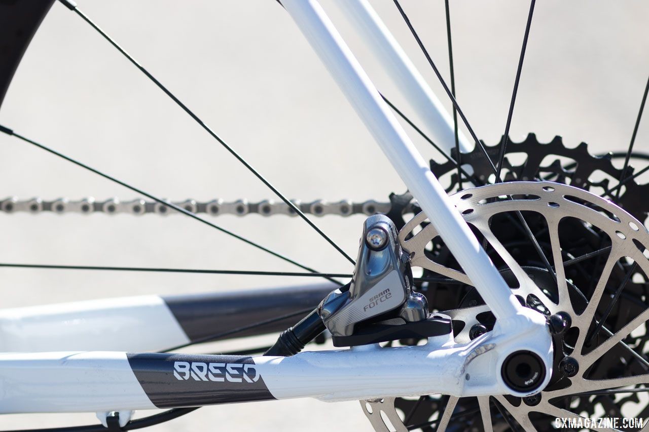 Clean, minimalist dropouts, with flat mount for 140 or 160mm rotors. The 2020 Felt Breed Force 1 gravel bike. 2019 Sea Otter Classic. © A. Yee / Cyclocross Magazine