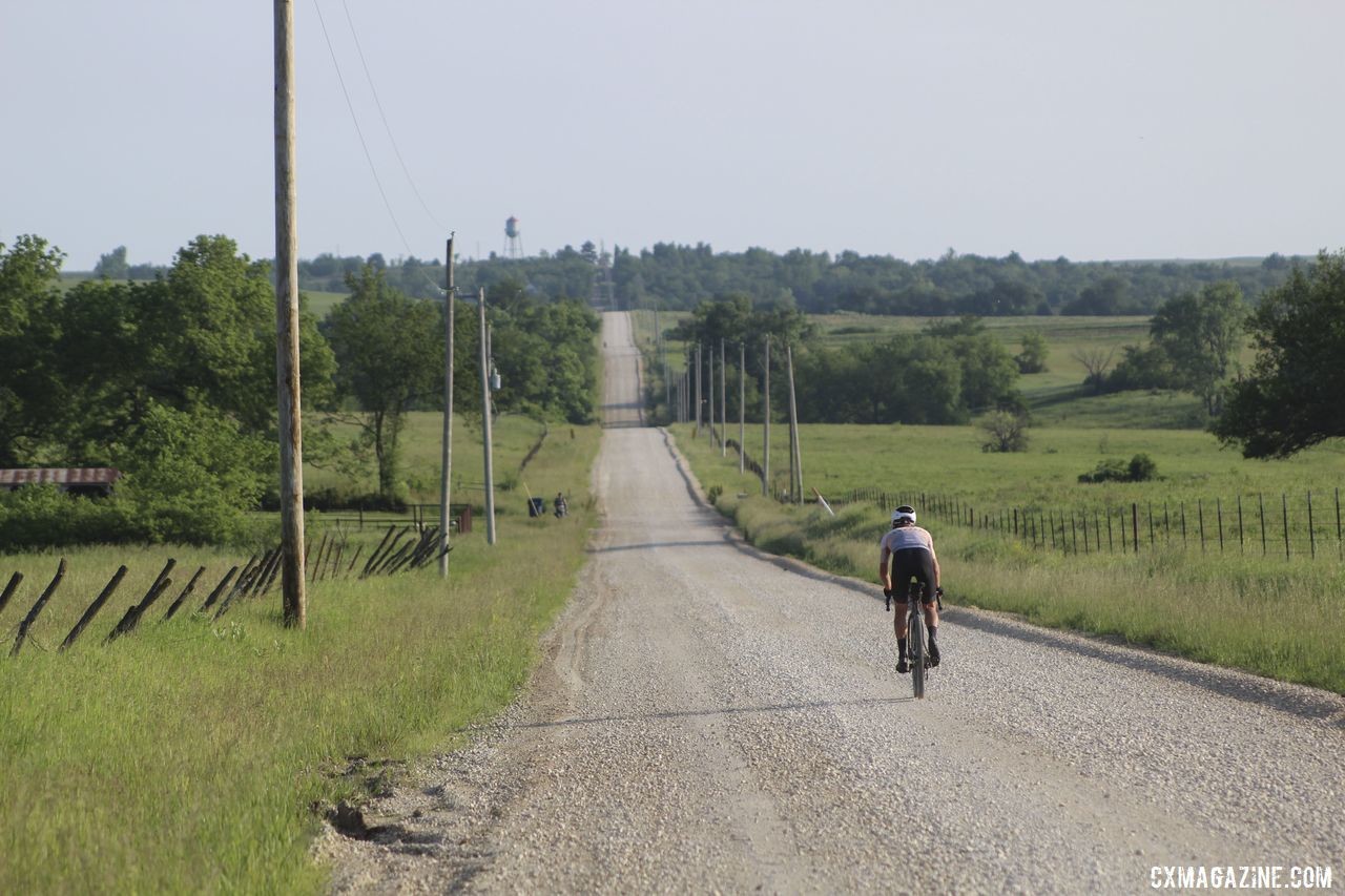 Meier faced a lot of open space in front of him early on. 2019 Men's Dirty Kanza 200 Gravel Race. © Z. Schuster / Cyclocross Magazine