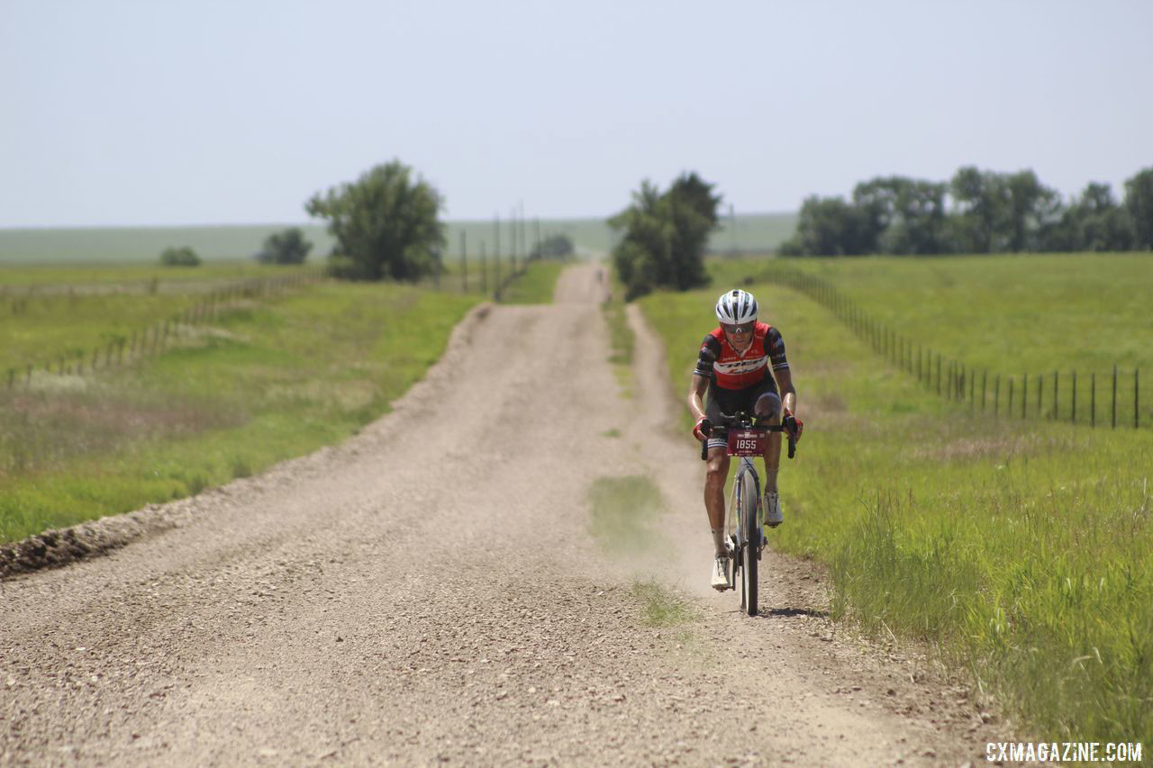 Peter Stetina gave chase of Strickland for the last quarter of the race. 2019 Men's Dirty Kanza 200 Gravel Race. © Z. Schuster / Cyclocross Magazine