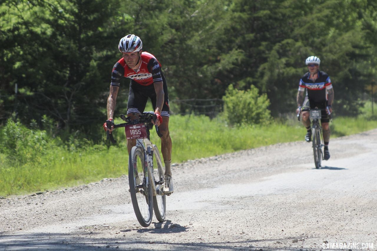 Stetina had time for some fun. 2019 Men's Dirty Kanza 200 Gravel Race. © Z. Schuster / Cyclocross Magazine