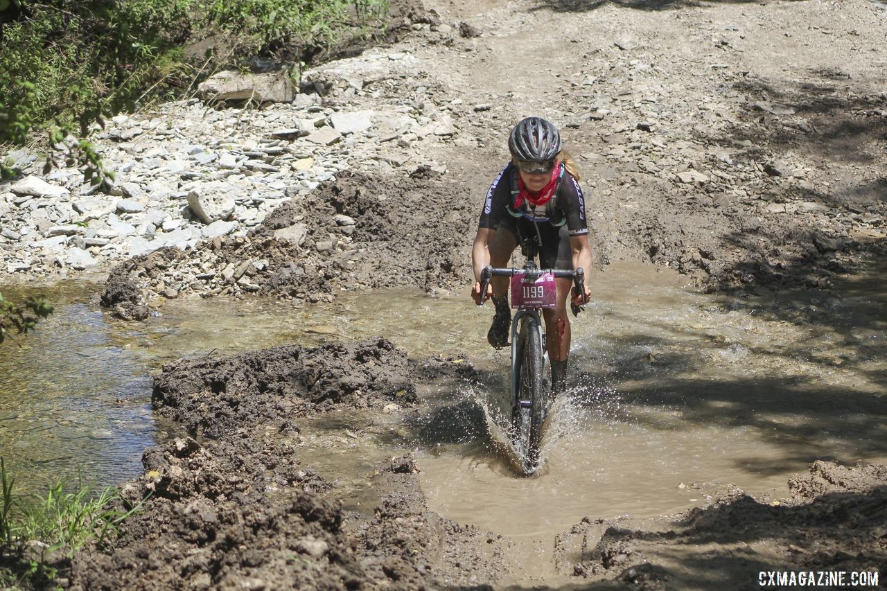 As she picked off rider after rider, Rockwell was chasing unfinished business. 2019 Women's Dirty Kanza 200 Gravel Race. © Z. Schuster / Cyclocross Magazine