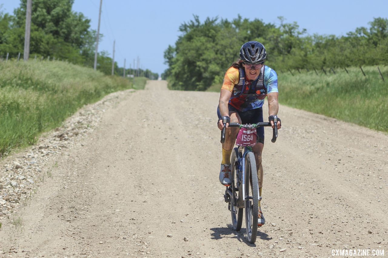 Olivia Dillon pushes with no one in sight behind her. 2019 Women's Dirty Kanza 200 Gravel Race. © Z. Schuster / Cyclocross Magazine