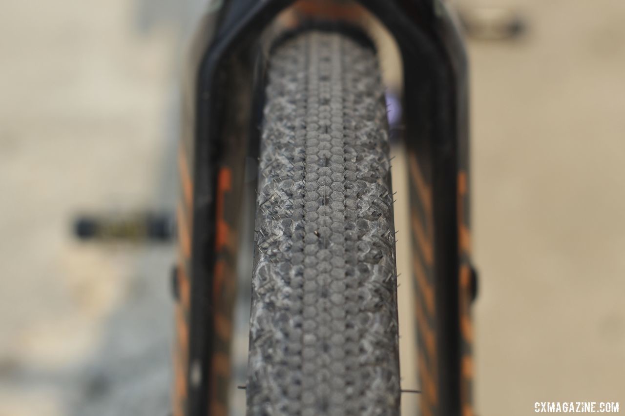 For the second straight year, Nauman ran a 700c x 40mm Vittoria Terreno Dry in the front. Amanda Nauman's 2019 DK200 Niner RLT 9 RDO Gravel Bike. © Z. Schuster / Cyclocross Magazine