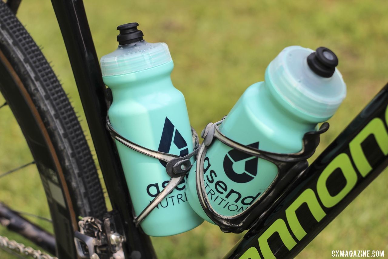 Team partner Ascend Nutrition provided water bottles for the long gravel slog. Lauren De Crescenzo's Cannondale SuperX Gravel Bike. © Z. Schuster / Cyclocross Magazine