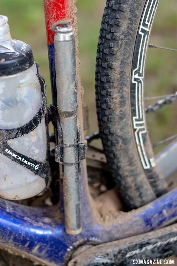 Last year's Lost and Found was marked by flats for Nash. She came prepared with a frame mounted hand pump. Katerina Nash's 2019 Lost and Found-winning gravel bike. © A. Yee / Cyclocross Magazine