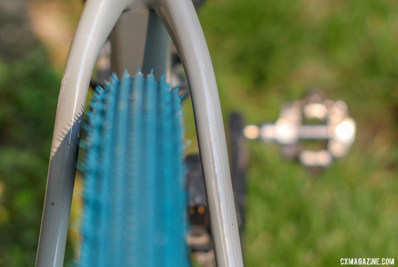 The clean seat stays provide clearance for up to 35mm-wide tires. Mat Stephens' 2019 DK200 Factor Vista Gravel Bike. © Z. Schuster / Cyclocross Magazine