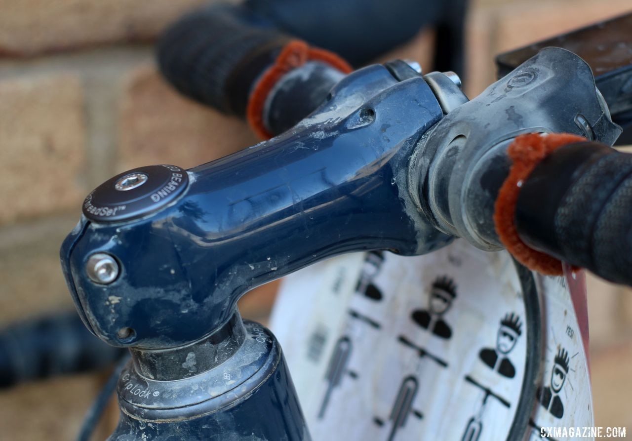 Max's cockpit included a carbon road bar and matchy-matchy ENVE stem. Sarah Max's 2019 DK200 Argonaut GR2 Gravel Bike. © Z. Schuster / Cyclocross Magazine