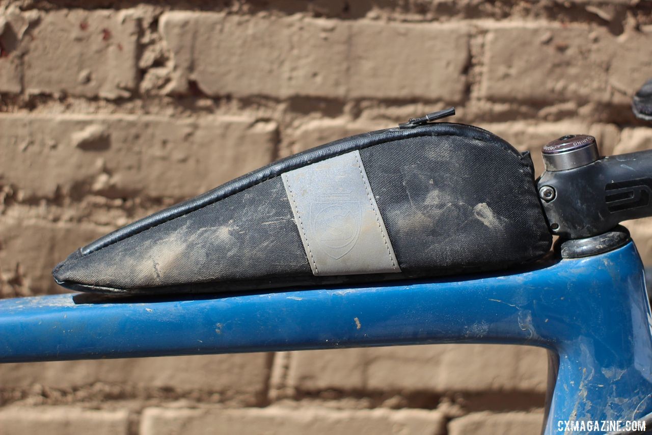 Strickland stored his food in a Silca Speed Capsule TT top tube bag. Colin Strickland's 2019 Dirty Kanza 200 Allied Able. © Z. Schuster / Cyclocross Magazine