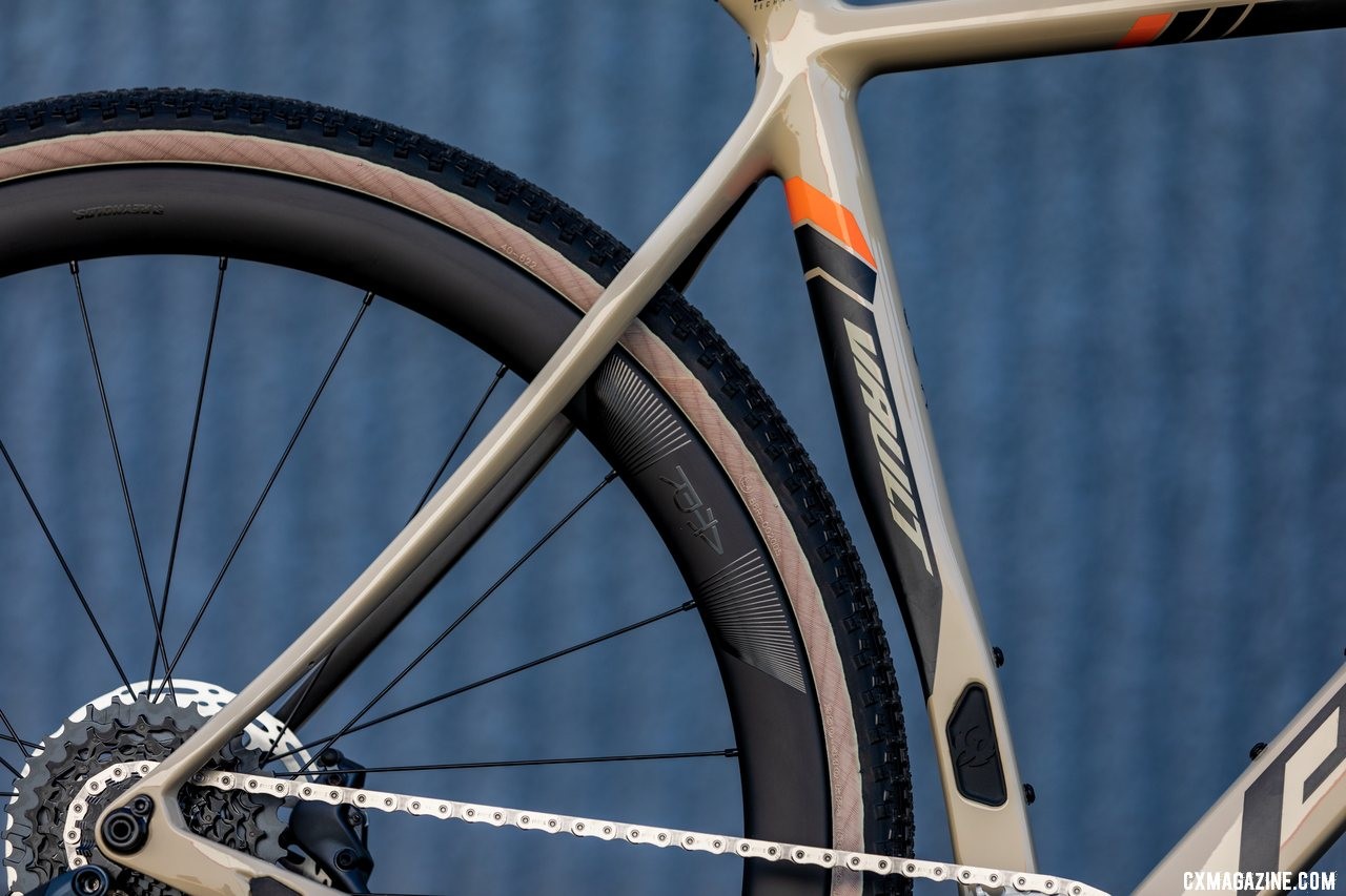 Pivot's all-new versatile Vault cyclocross/gravel bike shapes the seat tube to maximize tire and mud clearance despite the short 42cm chainstays.
