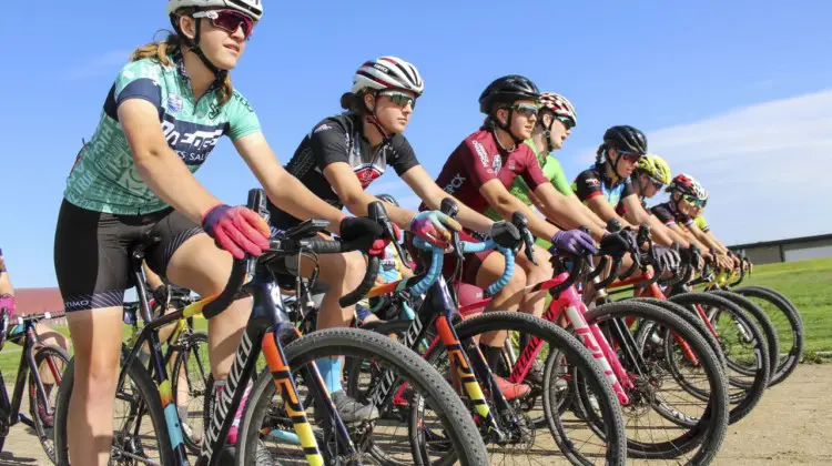At the ready. 2019 Women's MontanaCrossCamp, Friday. © Z. Schuster / Cyclocross Magazine