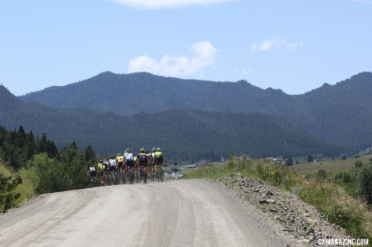 The squad rolls toward the first of two QOM climbs. 2019 Women's MontanaCrossCamp, Thursday. © Z. Schuster / Cyclocross Magazine