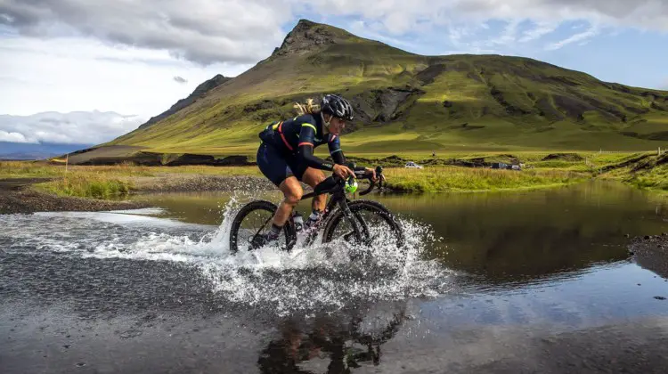 Lauf invited graveleurs to experience Iceland's brand of gravel at The Rift. © Snorri Thor