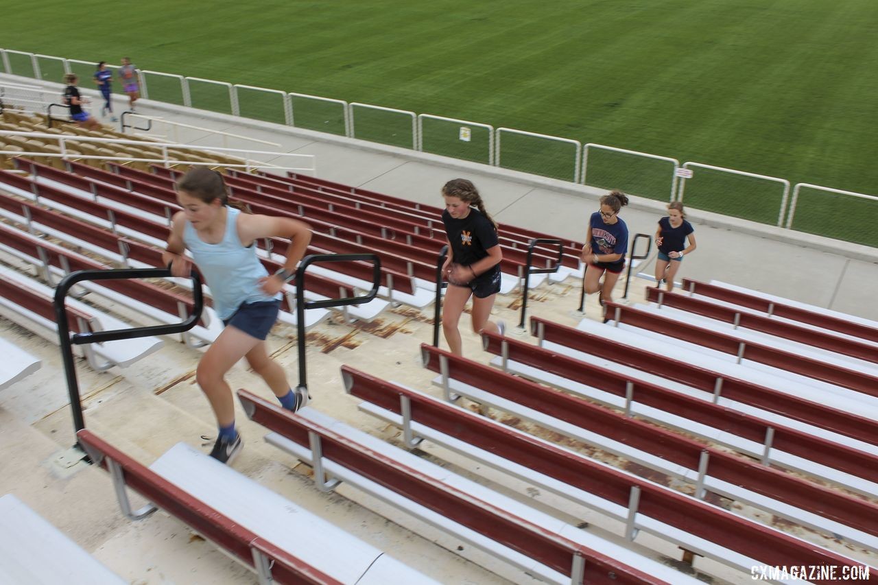 Every morning at MCC starts with running. 2019 Women's MontanaCrossCamp, Wednesday AM. © Z. Schuster / Cyclocross Magazine