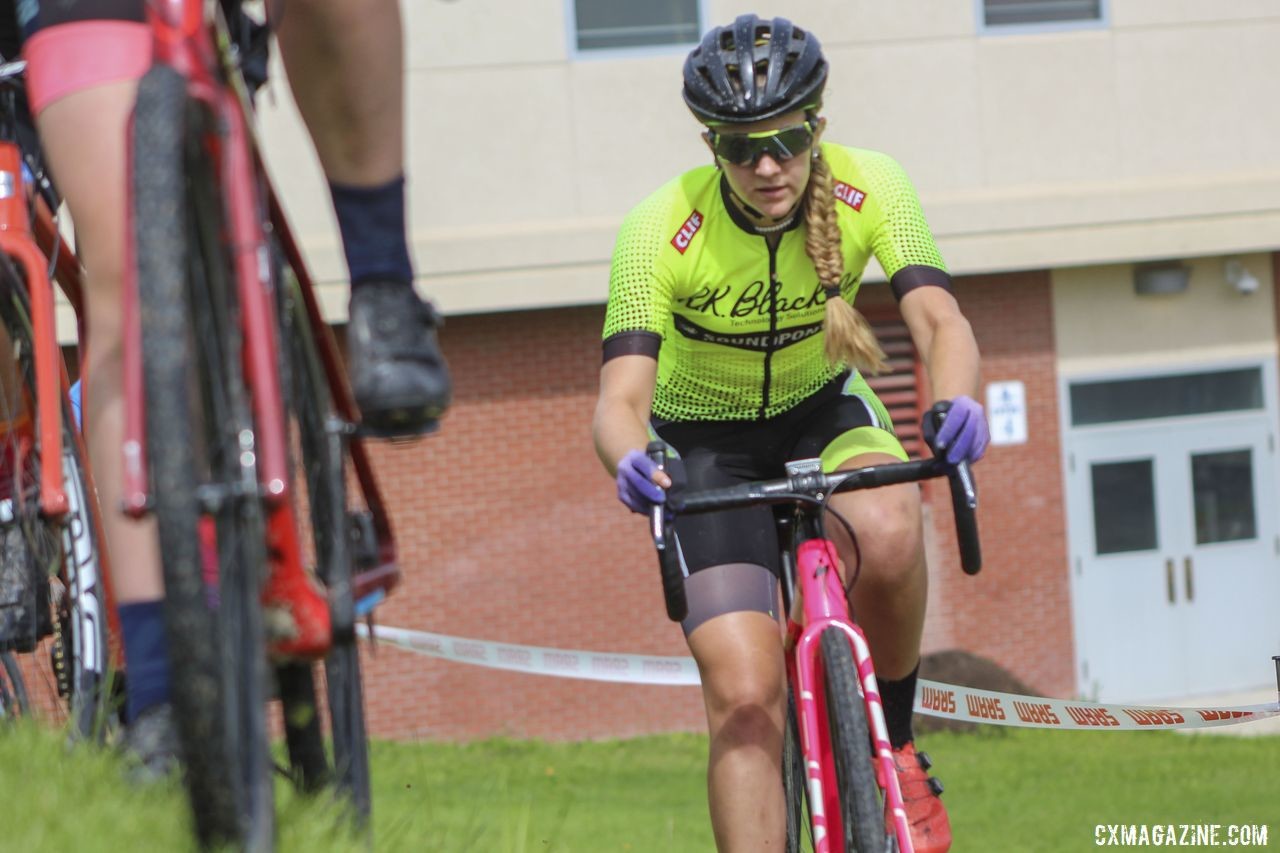 Aubrey Drummond navigates the off-camber on Wednesday. 2019 Montana Cross Camp. © Z. Schuster / Cyclocross Magazine