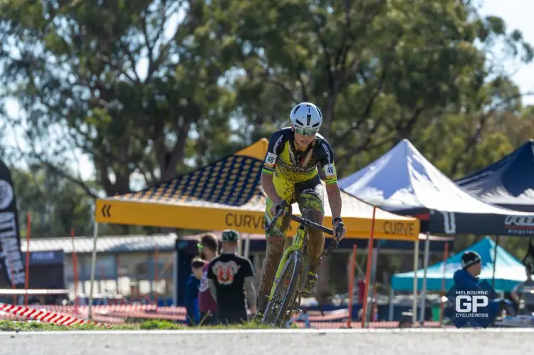 New National Champ Peta Mullens leads the way on Day 1. 2019 MELGPCX Day 1, Melbourne, Australia. © Ernesto Arriagada