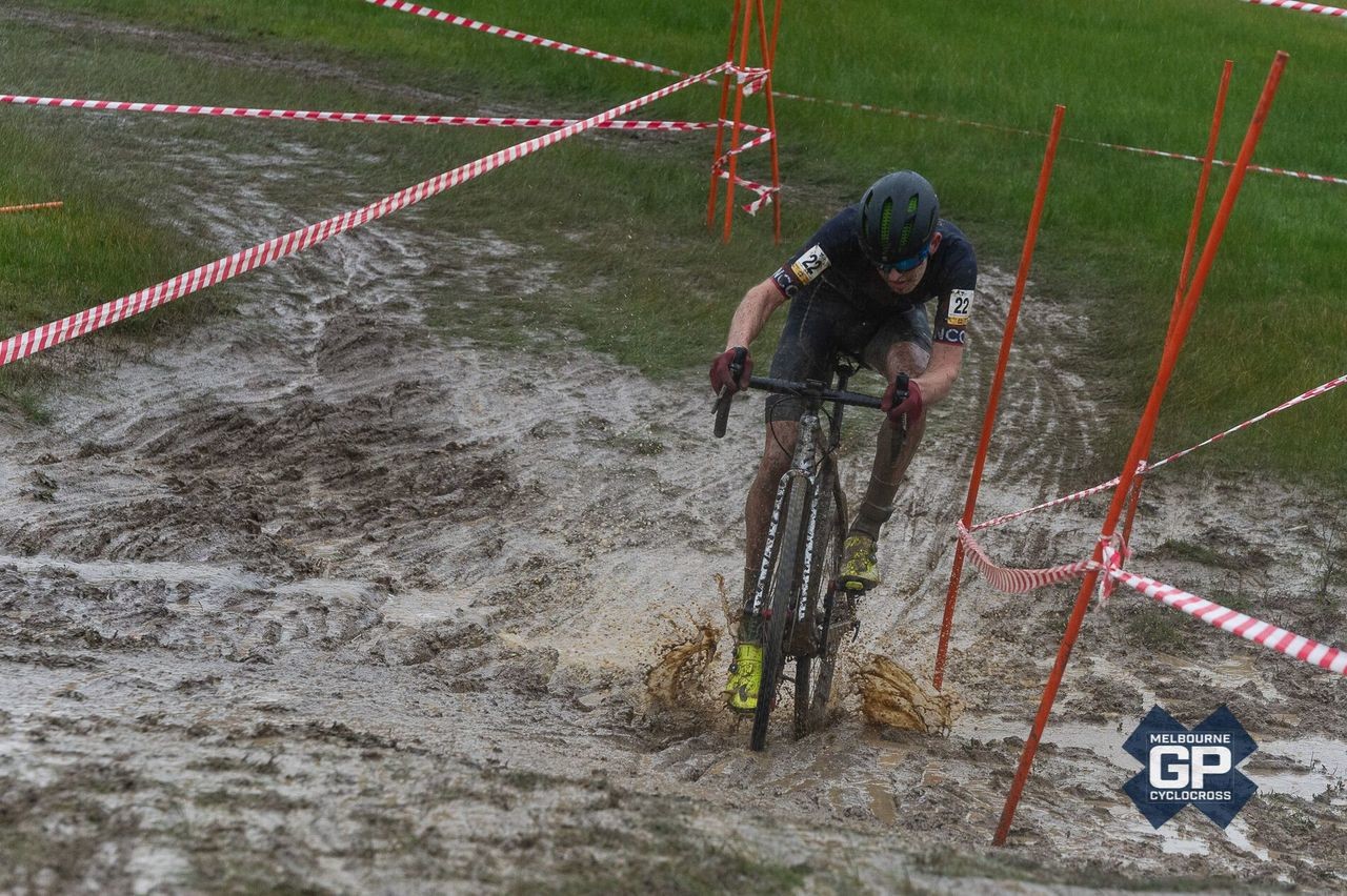 Rains around race time made the Men's Day 2 race a mud slide in spots. 2019 MELGPCX Day 2, Melbourne, Australia. © Ernesto Arriagada