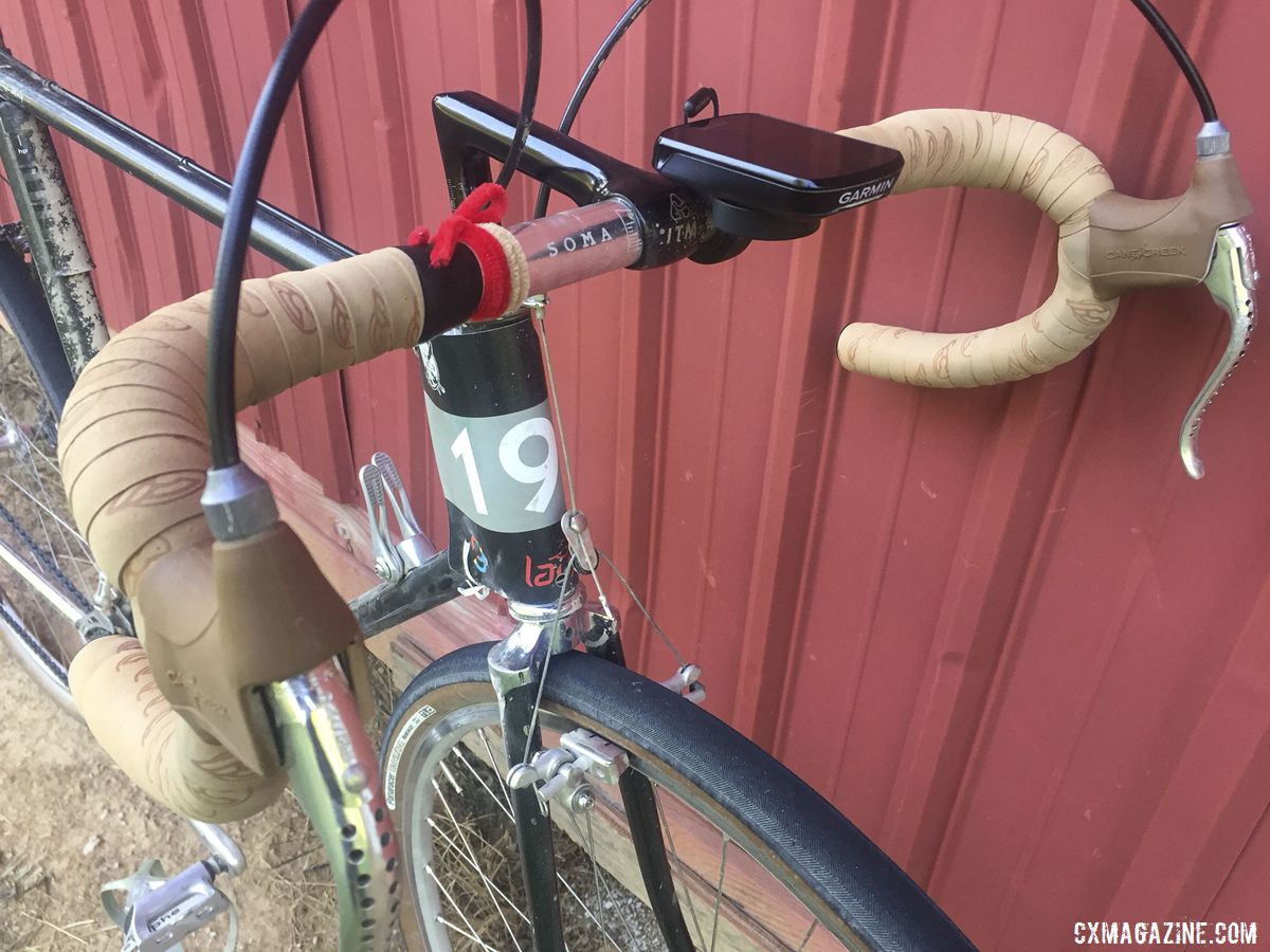 Vaught ran a 44cm Soma bar with leather tape. Greg Vaught's 2019 Gravel Worlds Vintage Sekai Magnum S7 Gravel Bike. © G. Vaught