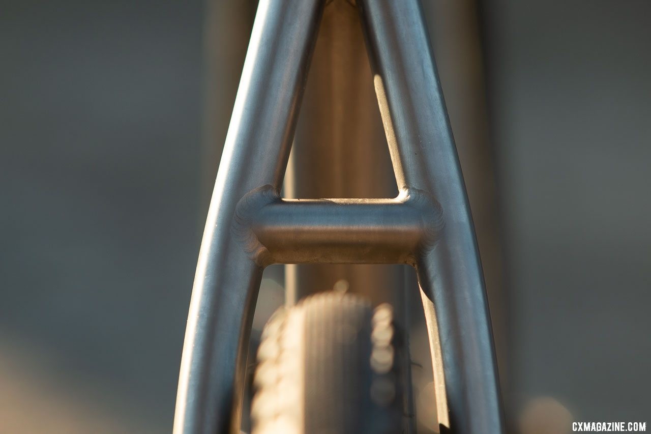 Merlin Sandstone titanium gravel bike lists tire clearance at 48mm. © Cyclocross Magazine