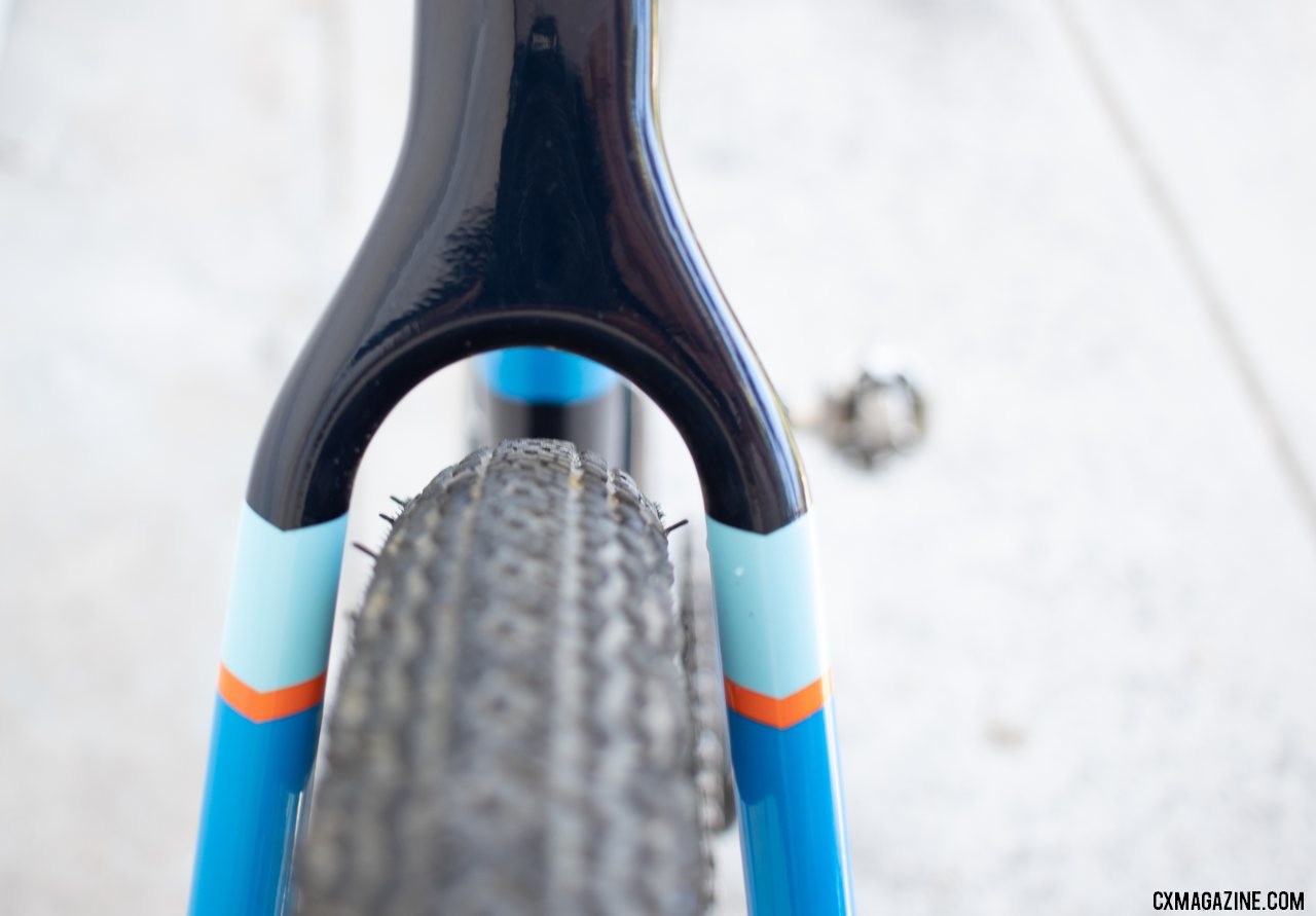 There's ample clearance around Donnelly MSO X'Plor 40mm tires. Noble Bikes carbon GX5 gravel bike. © A. Yee / Cyclocross Magazine
