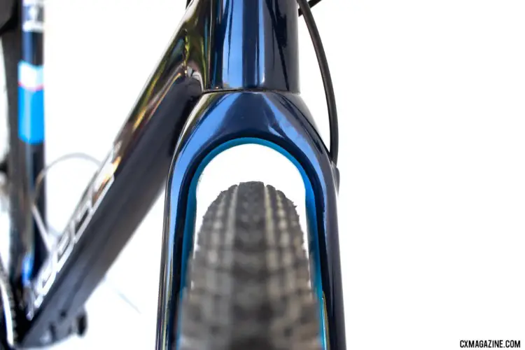 There's ample clearance around Donnelly MSO X'Plor 40mm tires. Noble Bikes carbon GX5 gravel bike. © A. Yee / Cyclocross Magazine