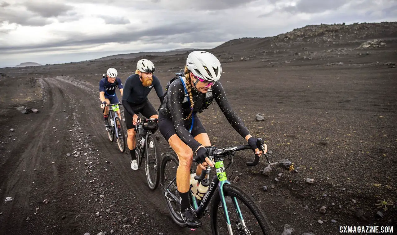 Eventual winner Alison Tetrick leads a small group. The Rift Gravel Race 2019, Iceland. © Snorri Thor / Lauf