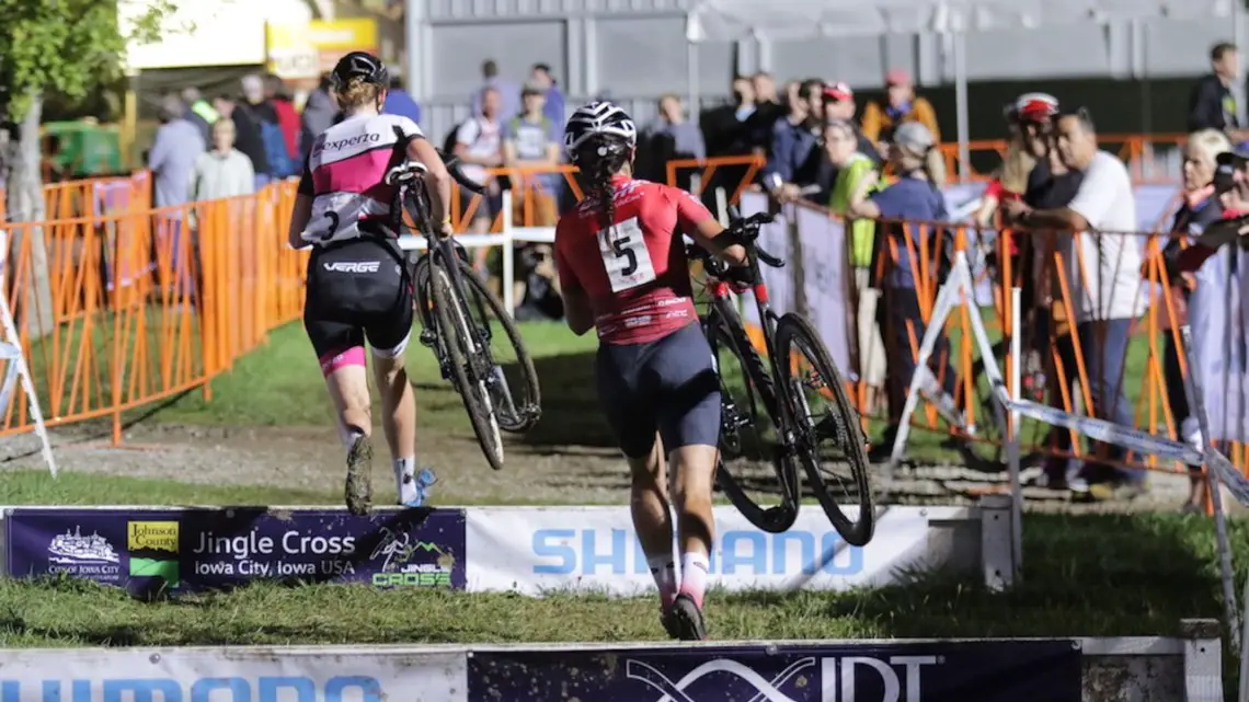 Manon Bakker and Jenn Jackson quickly broke off the front. 2019 Jingle Cross Friday Night Elite Women. © D. Mable / Cyclocross Magazine