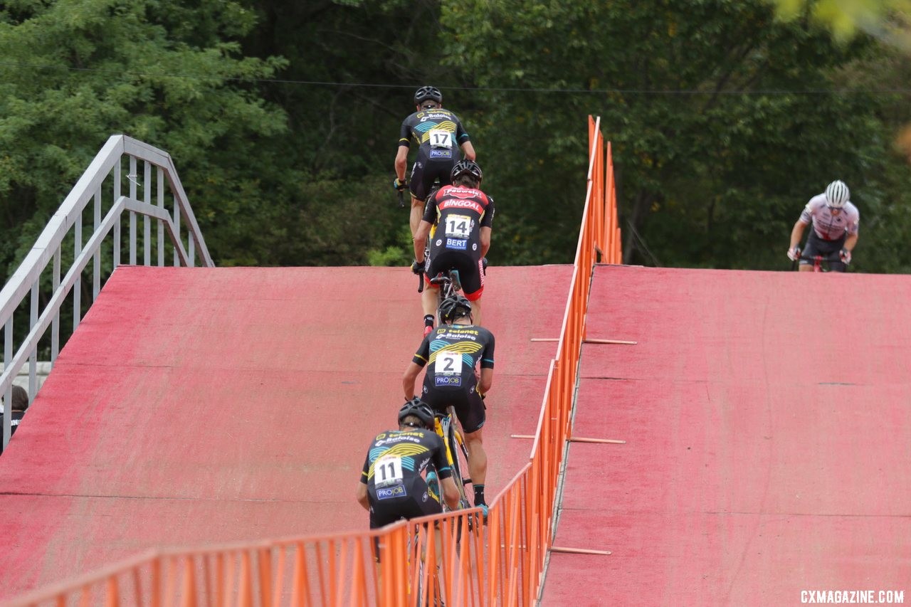 2019 Jingle Cross World Cup, Elite Men. © D. Mable / Cyclocross Magazine