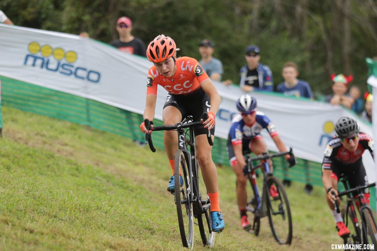 The U23 World Champ Inge van der Heijden had a strong finish to end in 4th. 2019 Jingle Cross World Cup, Elite Women. © D. Mable / Cyclocross Magazine