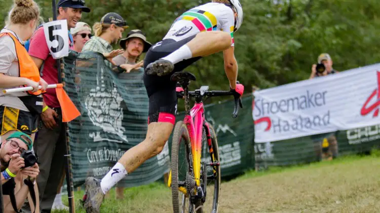 Rochette ran up her ski hill at home, and used the training to her advantage at the 2019 Jingle Cross World Cup, Elite Women. © D. Mable / Cyclocross Magazine