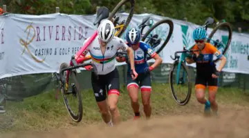 Rochette, Nash and Honsinger in control midway through the race. 2019 Jingle Cross World Cup. Elite Women. © A. Yee / Cyclocross Magazine