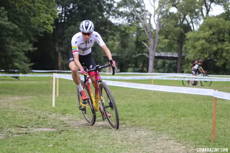 Maghalie Rochette rode to a dominant win on Day 1 of Rochester. 2019 Rochester Cyclocross Day 1. © Z. Schuster / Cyclocross Magazine