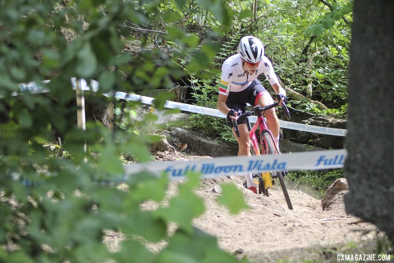 Maghalie Rochette returns to action after a big first week of the season. 2019 Rochester Cyclocross Day 2. © Z. Schuster / Cyclocross Magazine