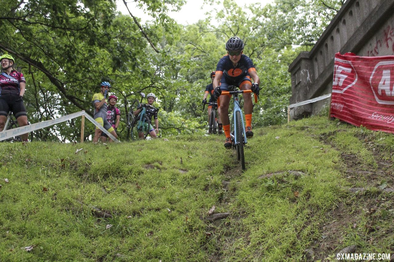 Emily Werner drops down the inside while Kerry tells her to go outside. 2019 Rochester Cyclocross Friday Pre-Ride. © Z. Schuster / Cyclocross Magazine