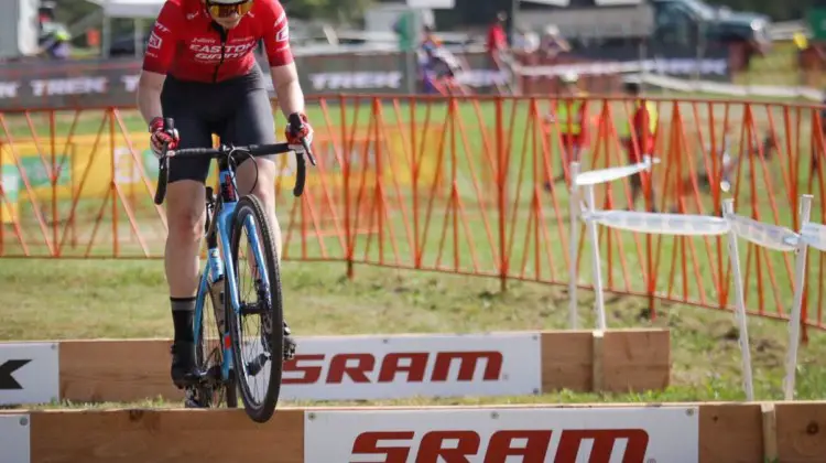 Bridget Tooley hops to her first Helen100 Junior Women's win at the 2019 Trek CX Cup. © D. Mable / Cyclocross Magazine