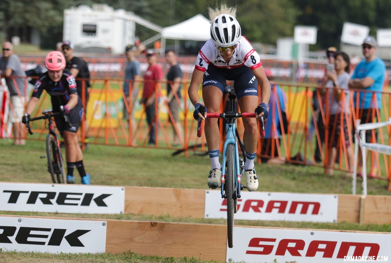 Jolanda Neff used her hopping to get away from the lead group. Elite Women, 2019 Trek CX Cup. © D. Mable / Cyclocross Magazine