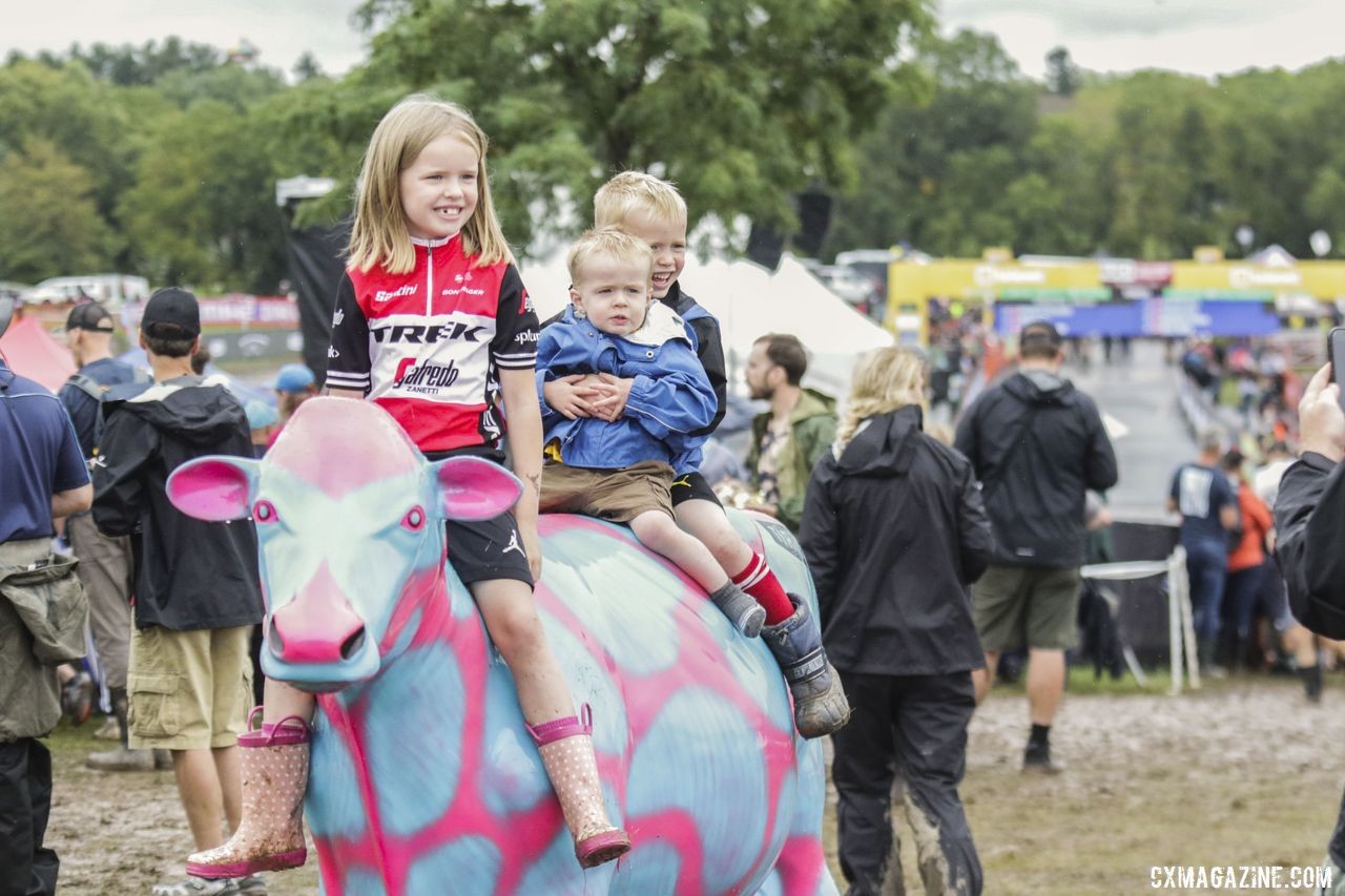 The cows were popular with the kids. 2019 Trek CX Cup and World Cup Waterloo Scene. © D. Mable / Cyclocross Magazine