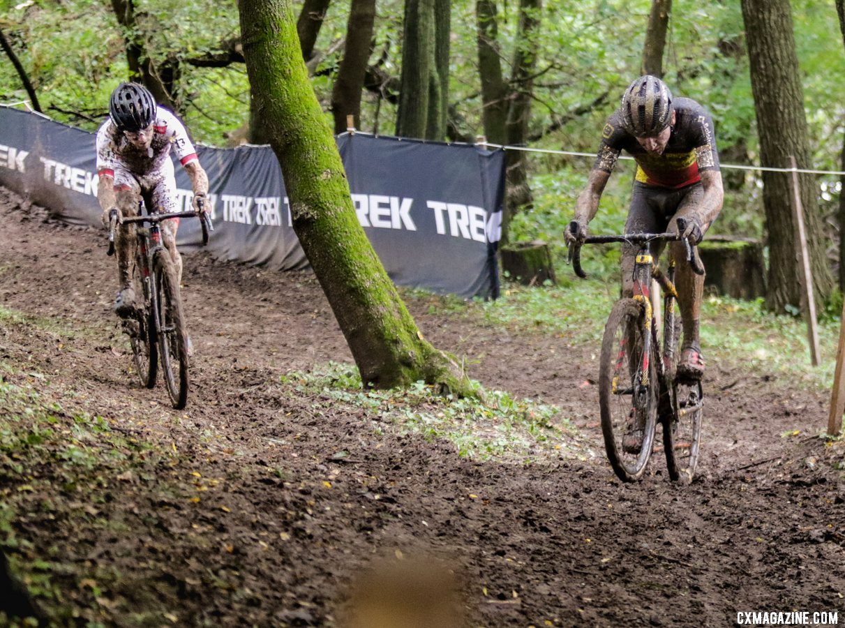 Eli Iserbyt and Toon Aerts took turns at the front until Iserbyt ran away midway through the race. 2019 World Cup Waterloo, Elite Men. © D. Mable / Cyclocross Magazine