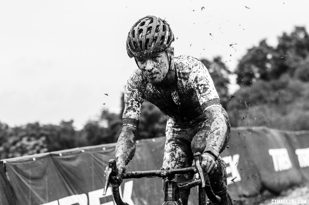 Iserbyt kicked up a storm and left the others to weather it. 2019 World Cup Waterloo. © D. Mable / Cyclocross Magazine