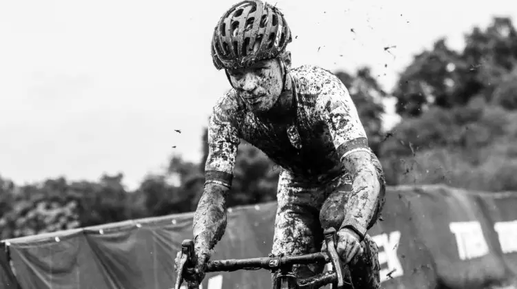 Iserbyt kicked up a storm and left the others to weather it. 2019 World Cup Waterloo. © D. Mable / Cyclocross Magazine