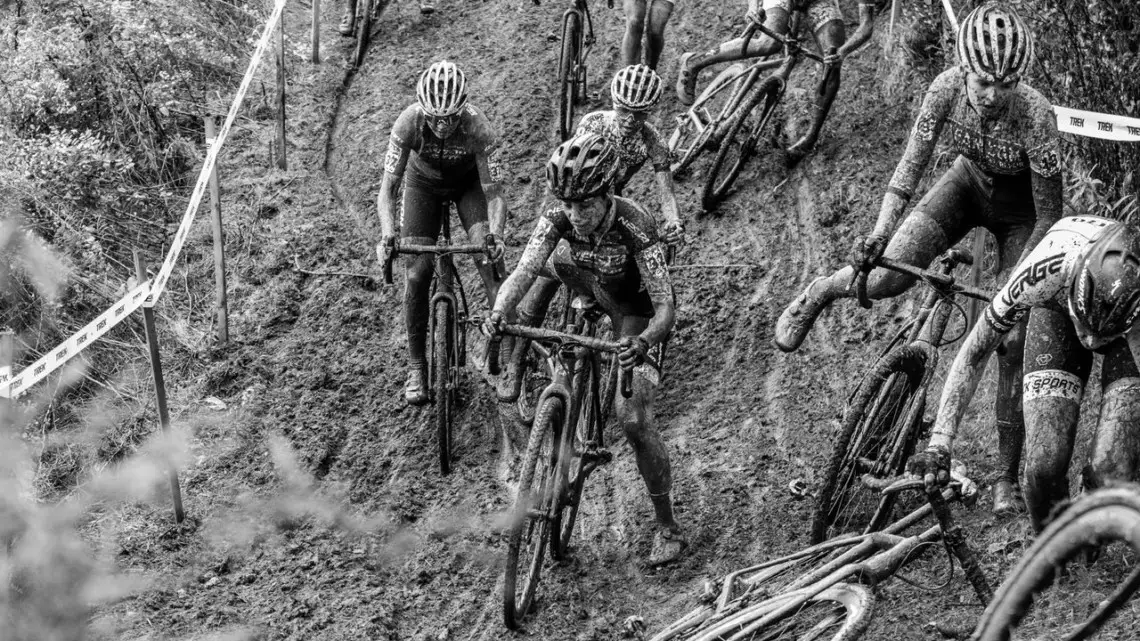 The many off-cambers on the World Cup Waterloo course turned treacherous in the mud. 2019 World Cup Waterloo, Elite Women. © D. Mable / Cyclocross Magazine