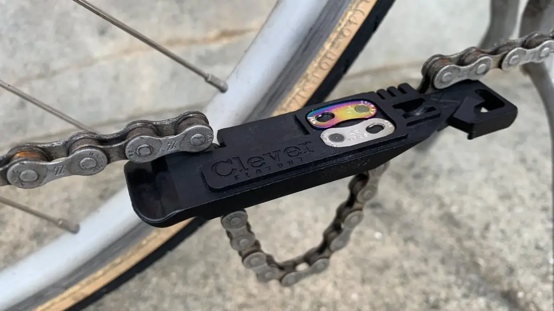 Clever Standard's new Flatout multi-purpose lever. © Cyclocross Magazine