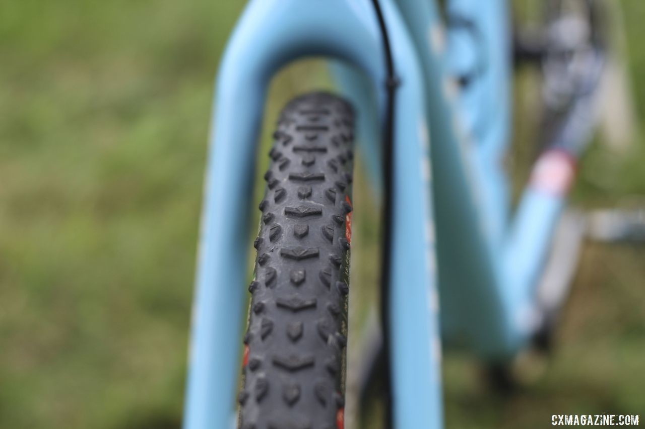 Neff had Grifos mounted for Saturday's pre-ride, but she switched to Limus treads for Sunday's mudder. Jolanda Neff's 2019 World Cup Waterloo Trek Boone. © Z. Schuster / Cyclocross Magazine